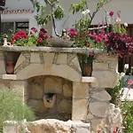 Rose Garden * Peristerona (Paphos)