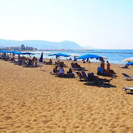 בית נופש Rose Garden *