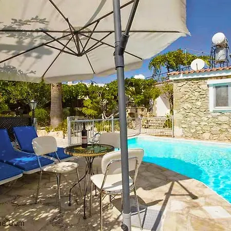 Vakantiehuis Rose Garden *