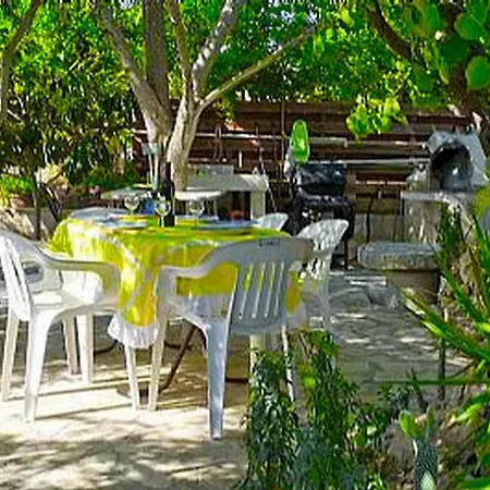 בית נופש Rose Garden