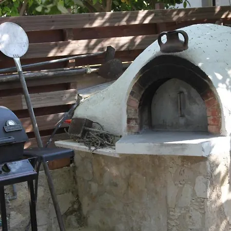 Vakantiehuis Rose Garden Peristerona (Paphos)