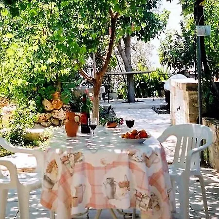 Rose Garden Peristerona (Paphos)