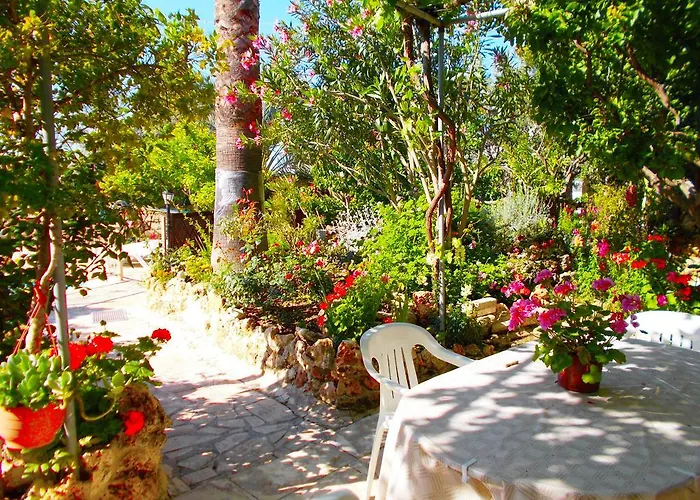 Semesterbostad Rose Garden Peristerona (Paphos)