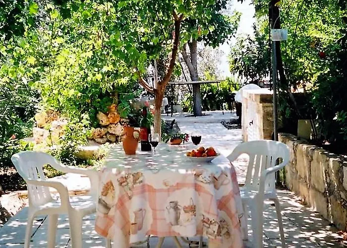 Rose Garden Peristerona (Paphos)